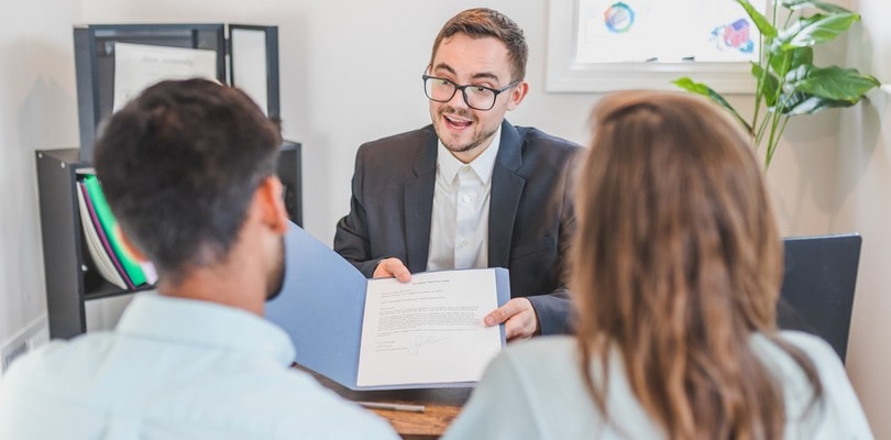 Lettre Recommandée - Contacter et saisir un avocat