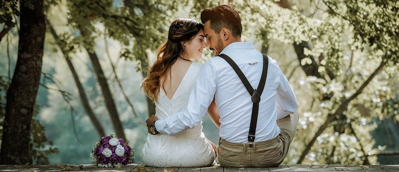 Lexique spécial Mariage Couple venant de se marier - tout savoir sur le vocabulaire du mariage
